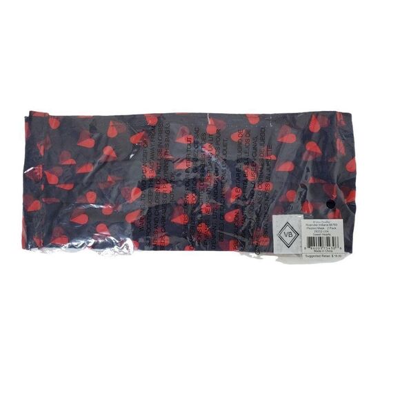 Vera Bradley 2 Pack Pleated Face‎ Masks Red Black Sweet Hearts NWT Sealed - Picture 1 of 5